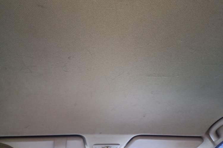 Used Baojun 730 2014 1.5L manual Comfort version 7 seats
