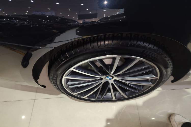 Used BMW 5 Series 2023 530Li Leading Model M Sport Package
