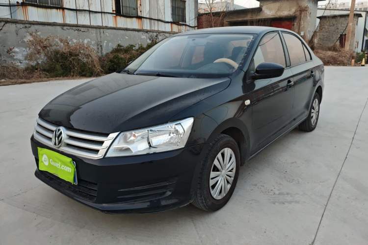 Used Volkswagen Santana 2015 1.6L Manual Fashion Edition