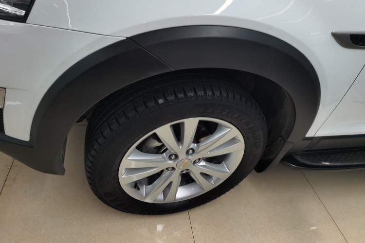 Used Chevrolet Captiva 2014 2.4L 4x4 Flagship Edition 7 Seats