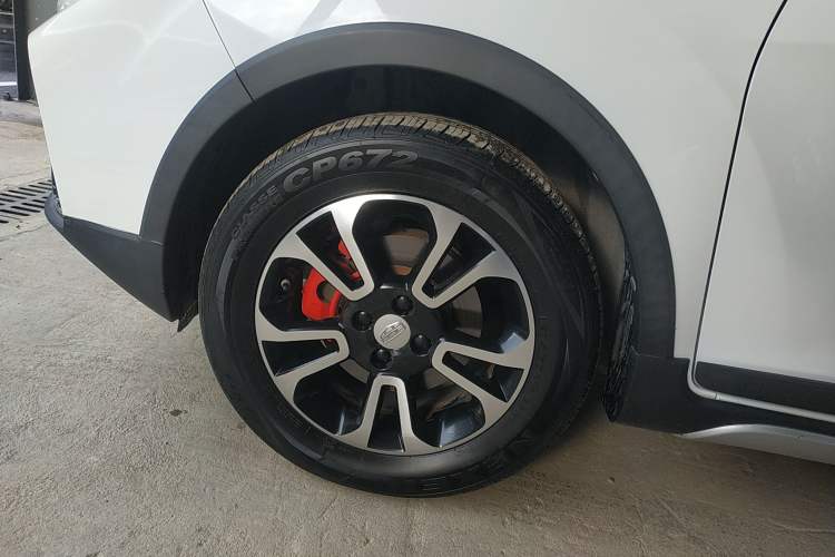 Used Geely Auto Vision X3 2017 1.5L Automatic Prestige Model
