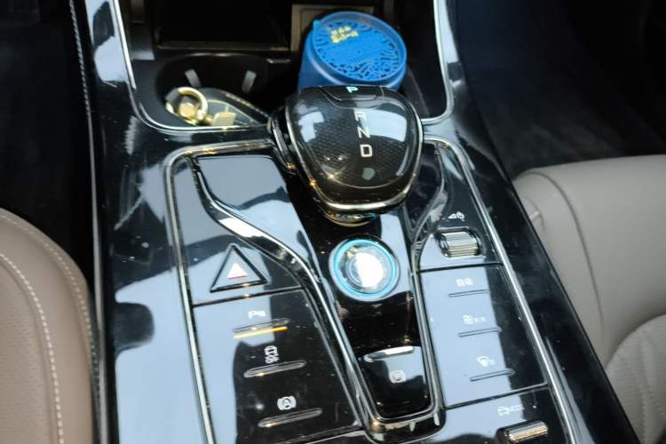 Used BYD Han 2024 DM-i Glory Edition 121KM Prestige Model