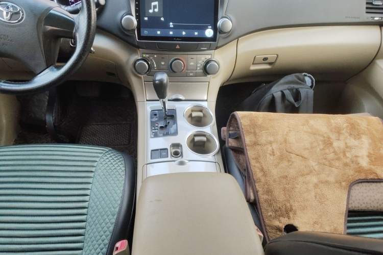 Used Toyota Highlander 2012 2.7L 2WD 5-Seater Elite Edition
