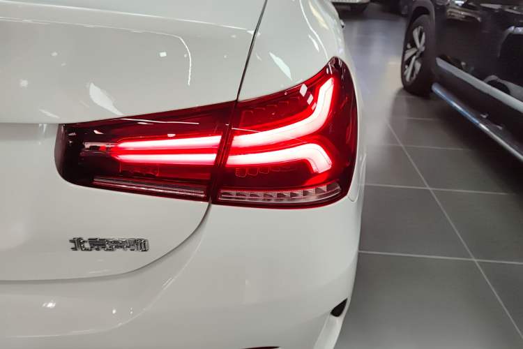 Used Mercedes-Benz A-Class 2022 Revised Version A 200 L Sport Sedan Fashionable Style