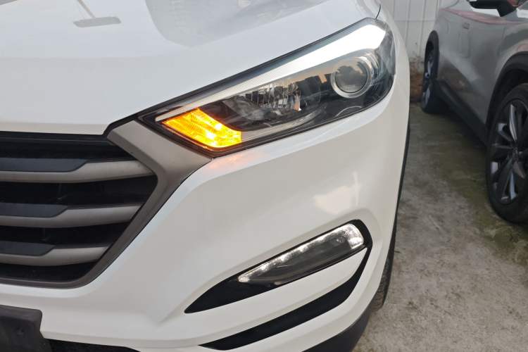 Used Hyundai Tucson 2015 1.6T Dual-Clutch Two-Wheel-Drive Smart Model