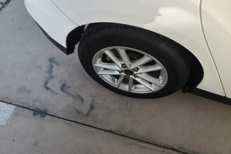 Used Ford Focus 2015 Hatchback 1.6L Automatic Fashion Edition