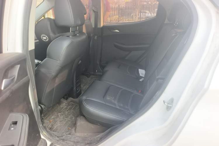 Used BYD Yuan New Energy 2019 EV360 Smart Connect Enjoyment Model