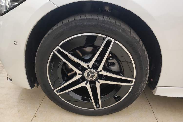 Used Mercedes-Benz C-Class 2024 Facelift C 260 L Night Edition Sport Version
