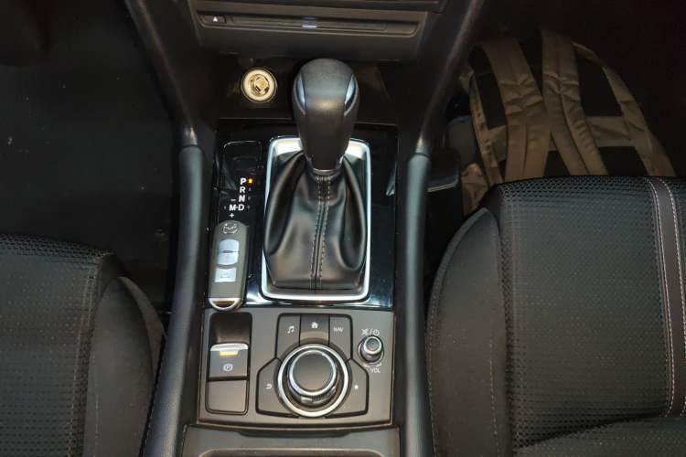 Used Mazda Mazda 3 Axela 2017 Sedan 1.5L Automatic Luxury Model Emission Standard China V