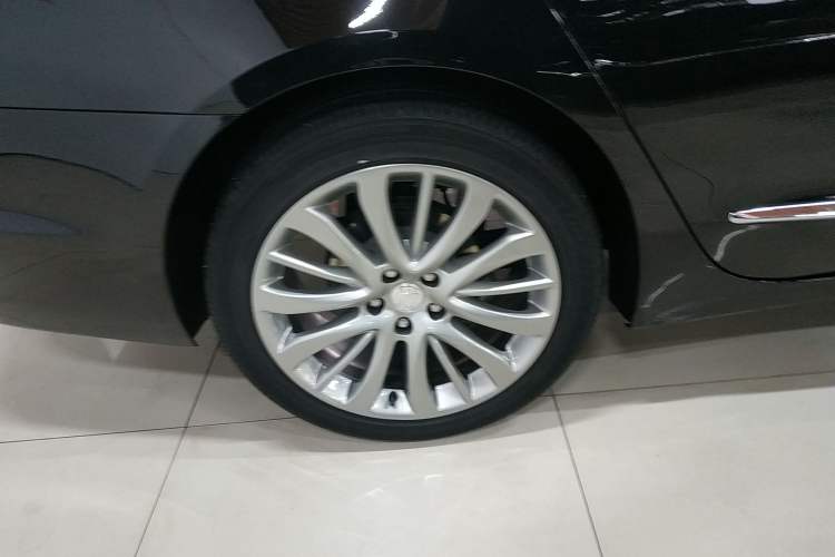 Used Buick LaCrosse 2018 28T Luxury Edition
