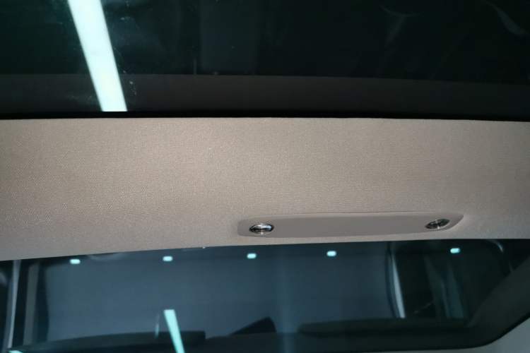 Used Tesla Model 3 2019 Standard Range Rear-Drive Upgraded Version