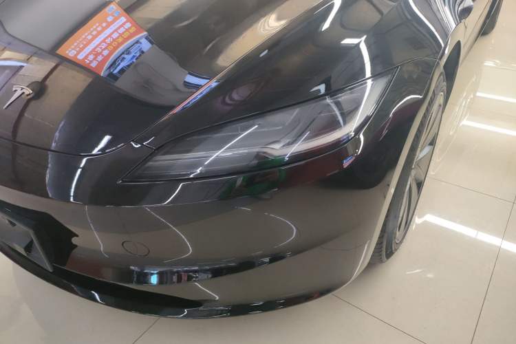 Used Tesla Model 3 2023 Long-Range All-Wheel-Drive Version
