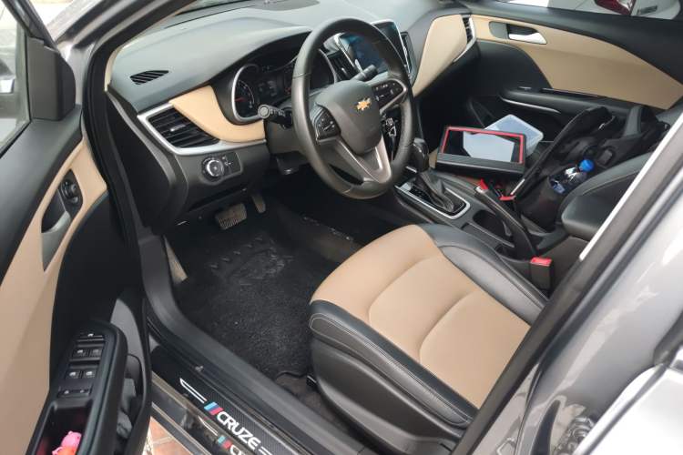 Used Chevrolet Monza 2022 320 Automatic Enjoyment Sunroof Version