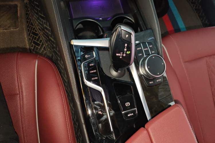 Used BMW 5 Series 2022 Restyled 525Li M Sport Package
