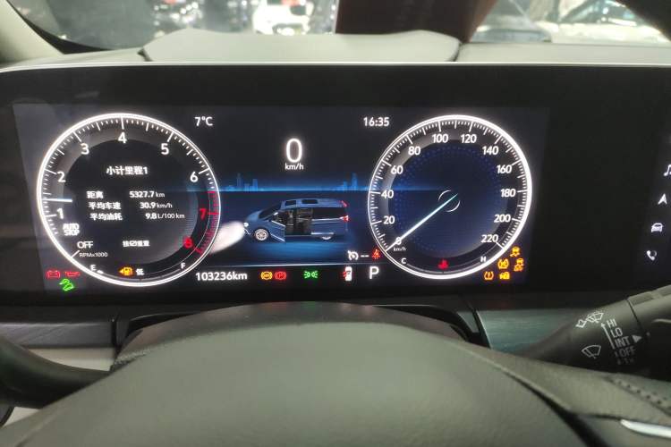 Used Buick GL8 2021 ES Landtrek 653T Comfort Edition
