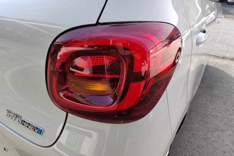 Used Wuling Hongguang MINIEV 2025 Four-Door Version Advanced Edition