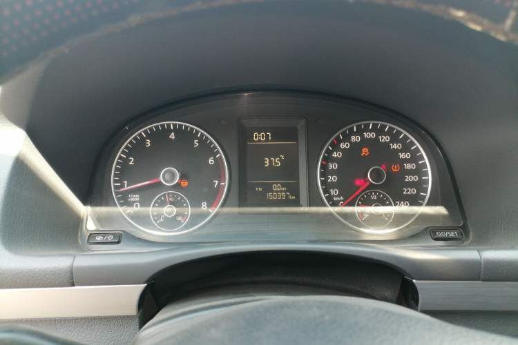 Used Volkswagen Touran 2013 1.4T Manual Fashion Edition 5 Seats
