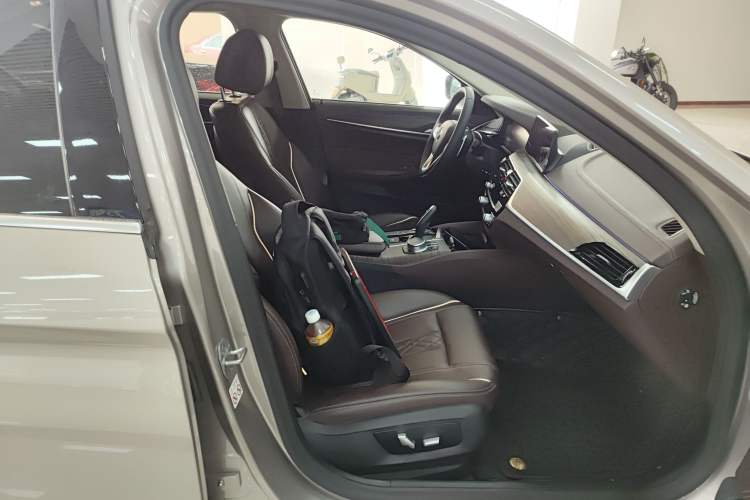 Used BMW 5 Series 2020 530Li Leading Edition Luxury Package
