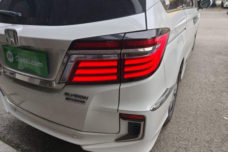 Used Honda Elysion 2019 2.0L Hybrid Luxury Edition
