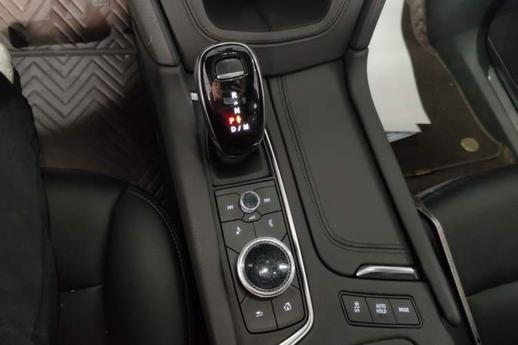 Used Cadillac XT5 2022 2.0T Two-Wheel Drive Luxury Version
