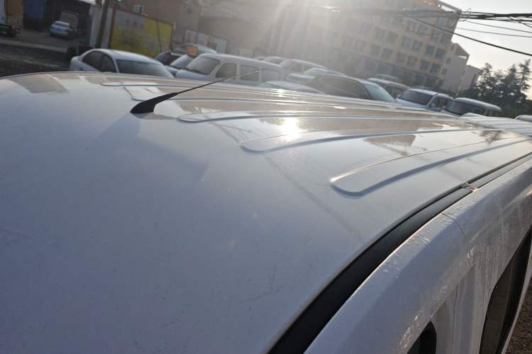 Used Wuling Yangguang 2024 300KM Comfort Version Passenger Van 75kW
