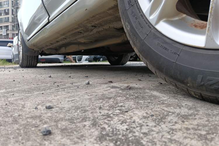 Used Geely Auto Diamond 2013 1.5L Manual Elite Model
