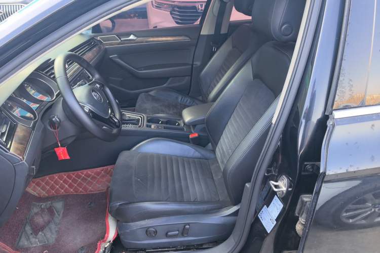 Used Volkswagen Magotan 2018 330TSI DSG Luxury Model