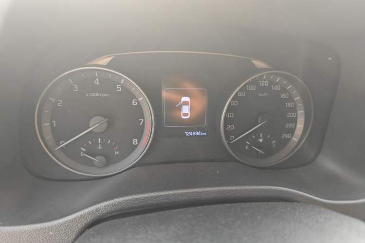 Used Hyundai Elantra 2016 1.6L Automatic ZhiXuan · Youth Edition
