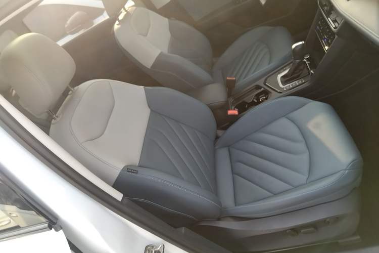 Used Volkswagen Tharu 2024 300TSI Two-Wheel-Drive Moon Luxury Edition