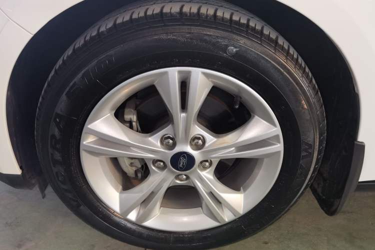 Used Ford Focus 2017 Sedan 1.6L Automatic Comfort Plus SmartDrive Edition
