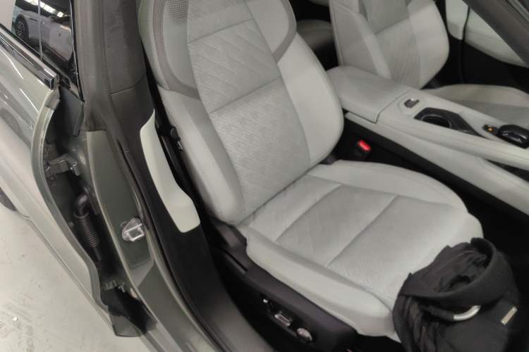 Used Zeekr 001 2025 YOU Edition 100 kWh All-Wheel Drive