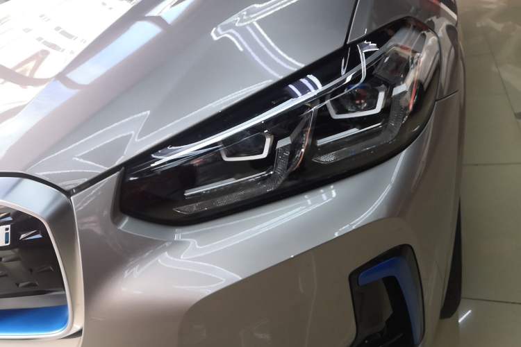 Used BMW iX3 2022 Leading Model
