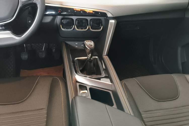 Used BAIC Beijing X3 2019 1.5L Manual Glory Edition
