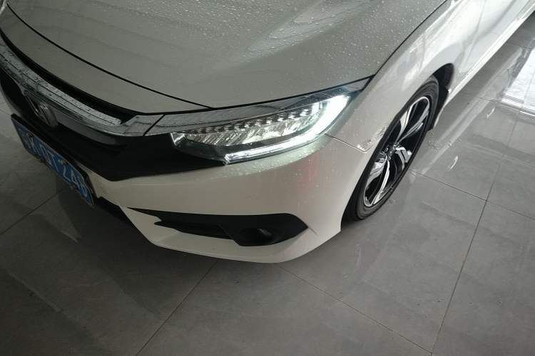 Used Honda Civic 2016 220TURBO CVT Prestige Edition