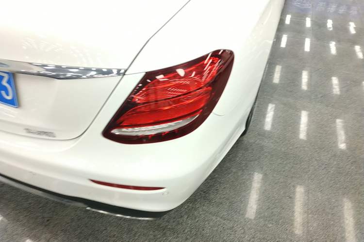 Used Mercedes-Benz E-Class 2018 Facelift E 200 L Sport Edition
