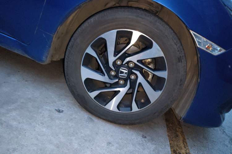 Used Honda Civic 2016 220TURBO CVT Luxury Edition