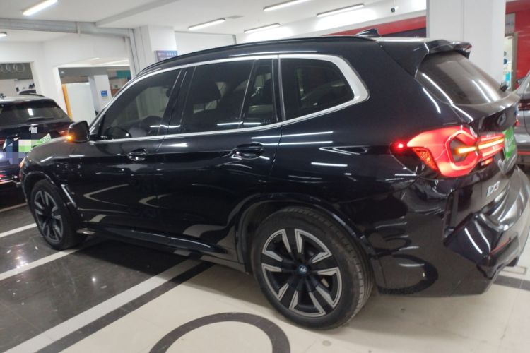 Used BMW iX3 2024 Leading Model