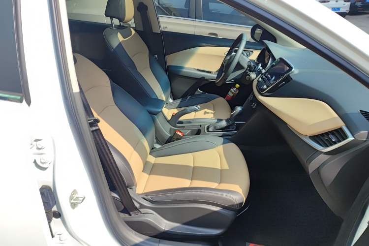 Used Chevrolet Monza 2022 320 Automatic Enjoyment Sunroof Version
