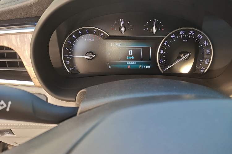 Used Buick GL8 2017 ES 28T Comfort Model China V Standard