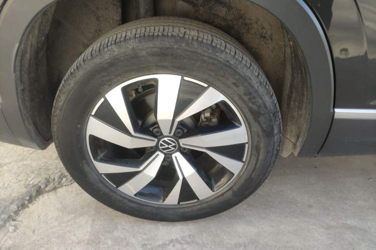 Used Volkswagen Tayron 2021 330TSI Two-Wheel-Drive 3rd Anniversary Limited Edition