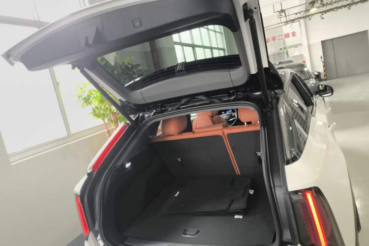 Used Cadillac OPTIQ 2024 Four-Wheel Drive Long-Range Version