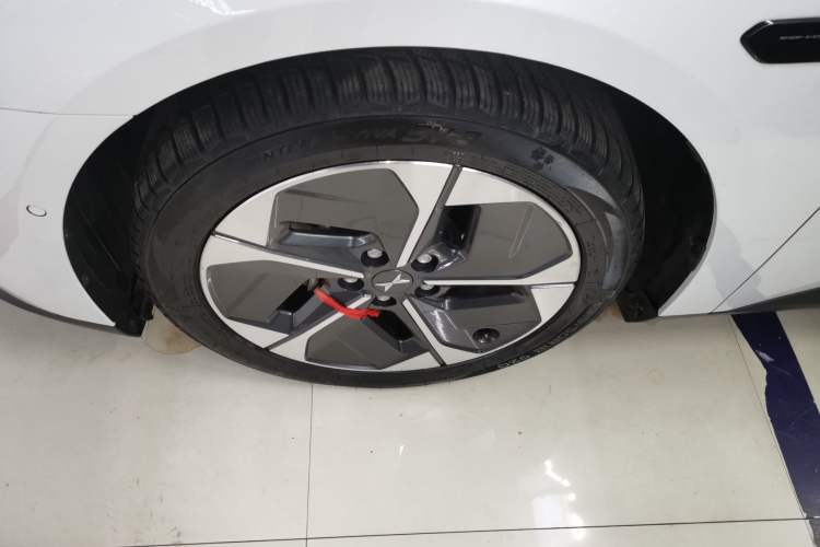 Used XPeng MONA M03 2024 620 with Ultra-Long Range
