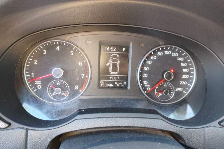 Used Volkswagen Sharan 2016 280TSI Enjoyment Model 7-Seater
