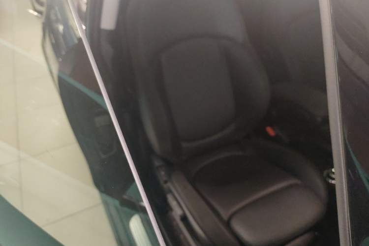 Used  MINI 2022 1.5T COOPER Artist
