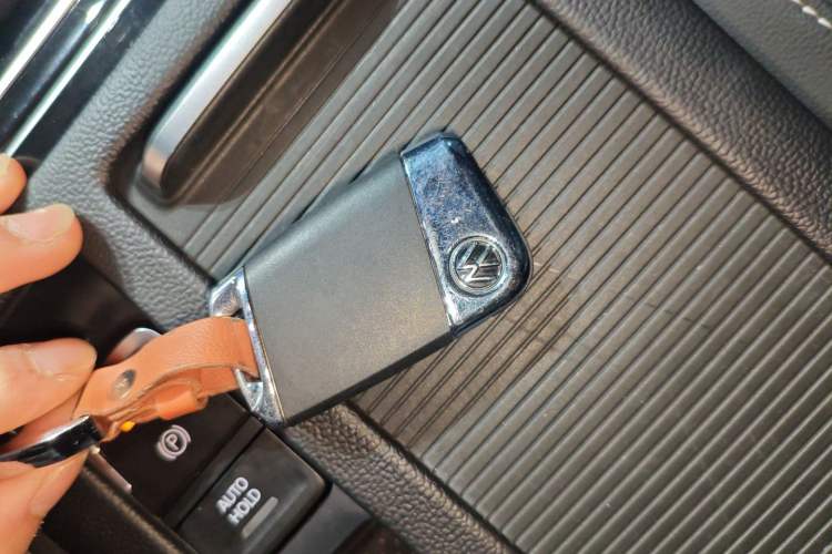 Used Volkswagen Magotan 2020 330TSI DSG Leading Model
