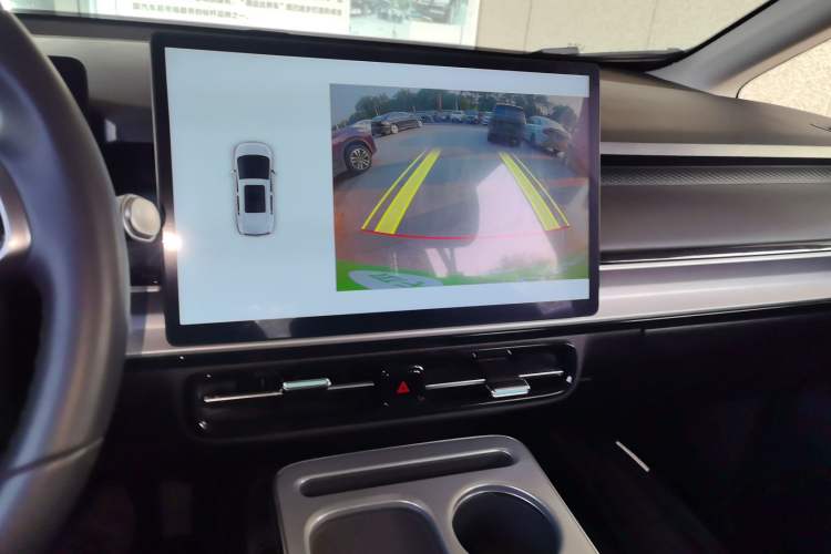 Used AION Y 2023 Younger