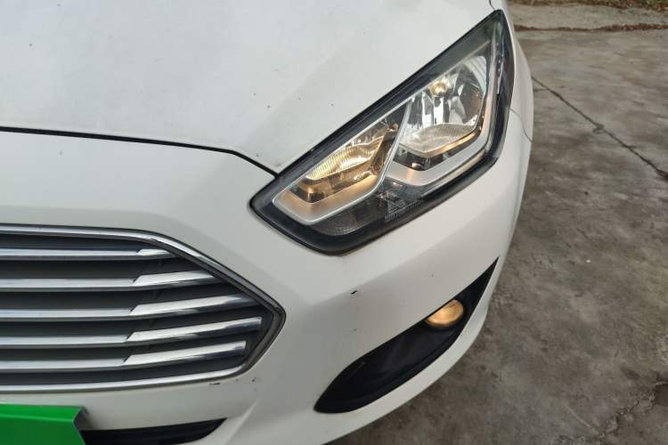 Used Ford Escort 2017 Happiness Edition 1.5L Automatic Fashion Version