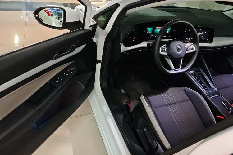 Used Volkswagen Golf 2023 280TSI DSG Pro