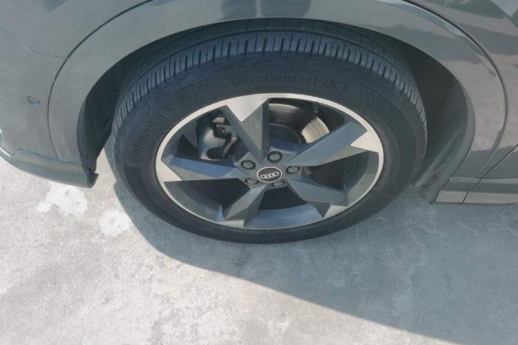 Used Audi Q3 2022 35 TFSI Fashion Dynamic Model
