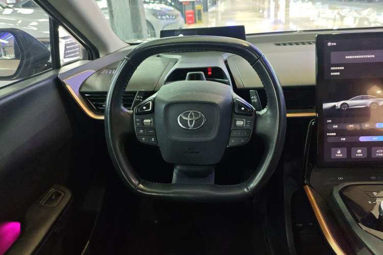 Used Toyota bZ3 2023 616 km Long-Range Premium
